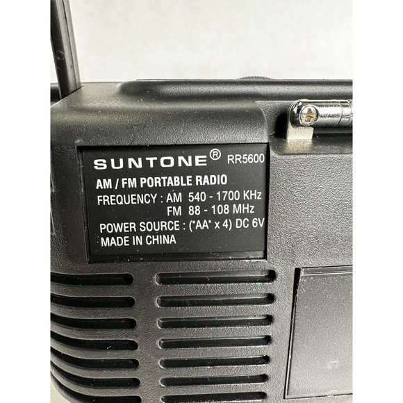 Vintage Suntone mini boom box am/fm Radio model RR5600 - Picture 5 of 10